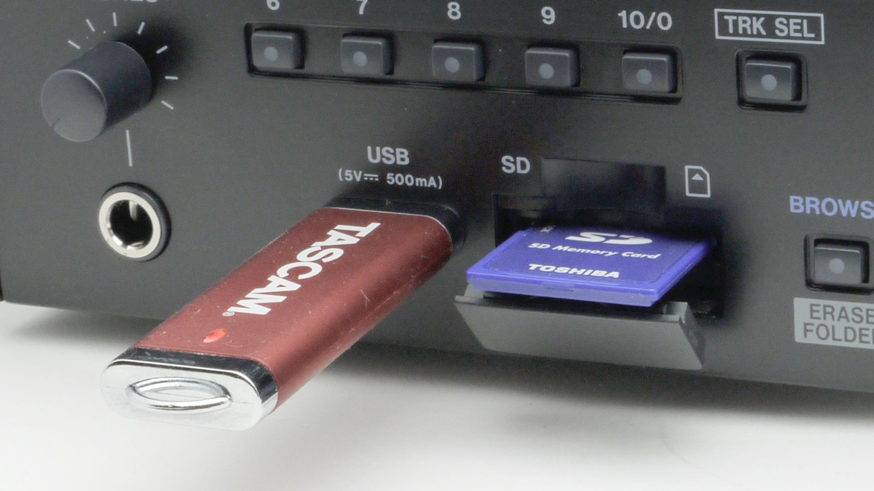 CD-200SB | CD/SD/USB Player | TASCAM - United States