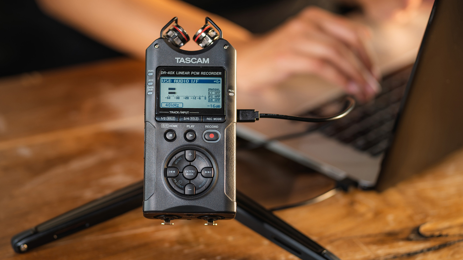 DR-40X | OVERVIEW | TASCAM - United States