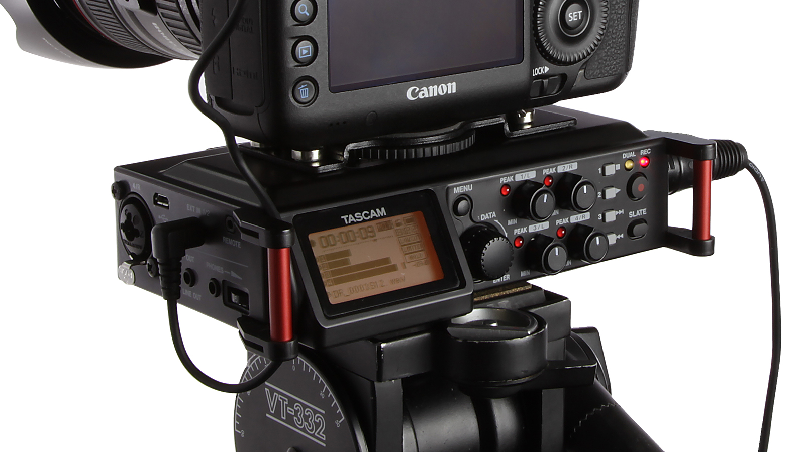 カメラ用リニアPCMレコーダー/ミキサー-　TASCAM　DR-70D