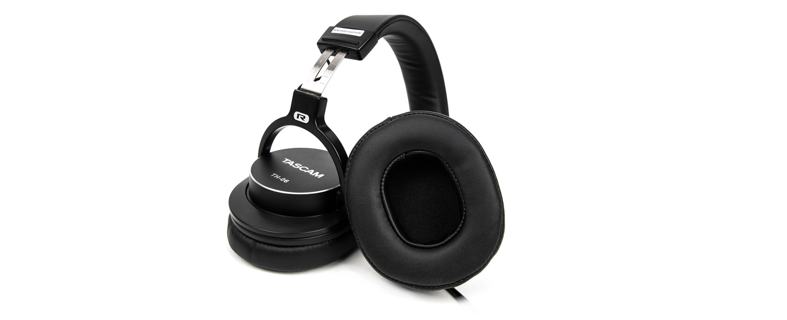 New TASCAM TH-06 Bass XL Monitoring Headphones Deliver Exceptional Bass